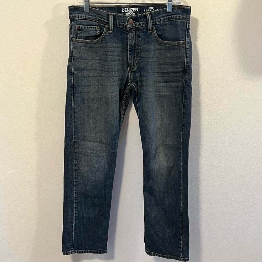 Men’s 218 Levi’s Straight Fit